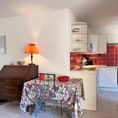 Apartment Ce020-b023 3 Pieces 6 Couchages Le Lavandou