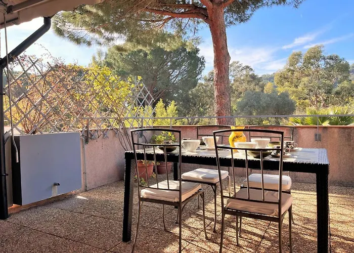 Ce020-b023 3 Pieces 6 Couchages Le Lavandou Apartment Le Lavandou